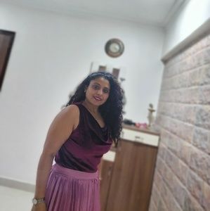 Meet your Posher, Manisha